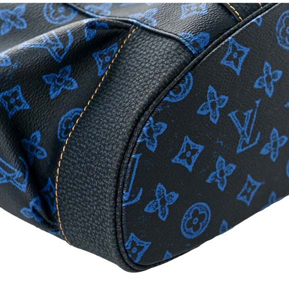 Louis Vuitton Blue Monogram LV Record Christopher MM - Picture 10 of 12